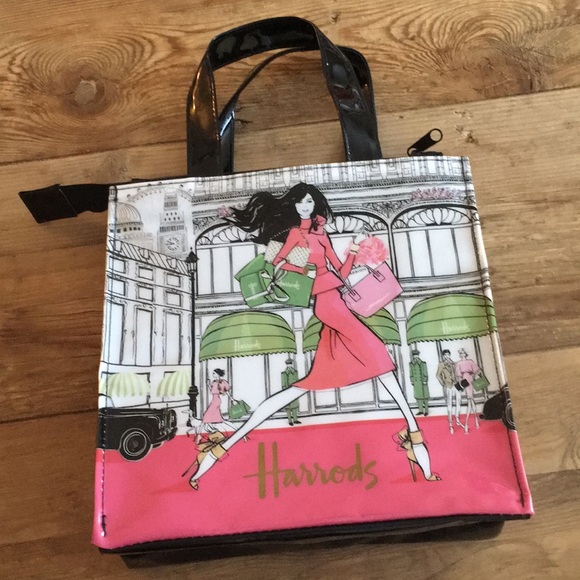 Megan Hess Tote 2025